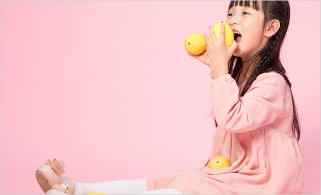 三colour是什么牌子的服装