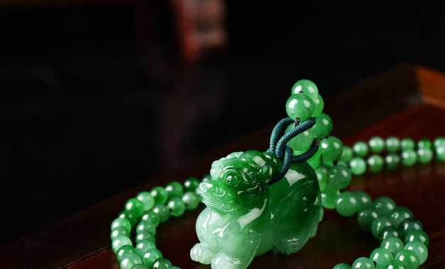 翡翠的裂纹怎么发现