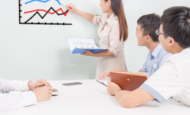 社会主义生产关系的实质