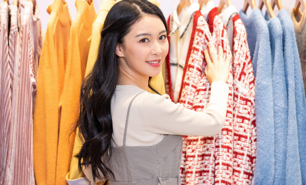 冬季马丁靴配什么衣服